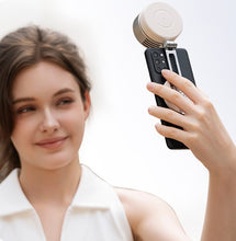 Charger l'image dans la galerie, Mini Ventilateur Clipme Plus Pink
